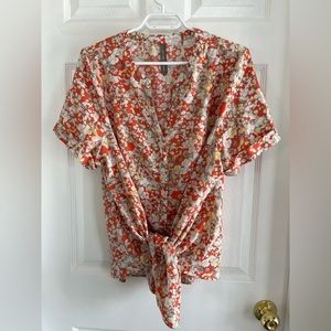 Penningtons Floral Button Up​​